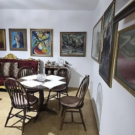 Folklore Retreat With Art & Mountain Views * تيرانا