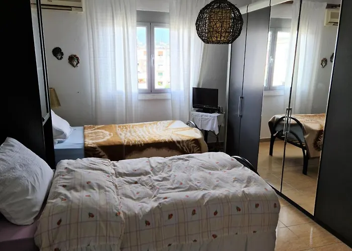 Lägenhet Folklore Retreat With Art & Mountain Views *