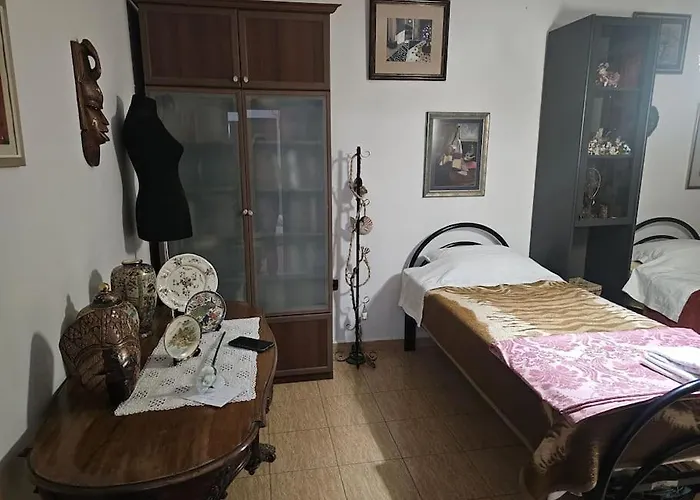 Folklore Retreat With Art & Mountain Views *