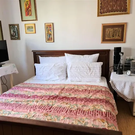 Folklore Retreat With Art & Mountain Views * Τίρανα