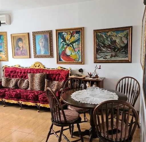 Folklore Retreat With Art & Mountain Views Tirana