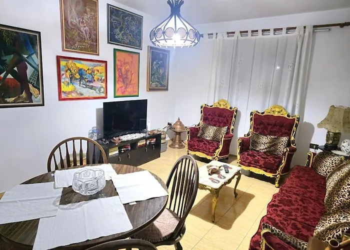 Apartmán Folklore Retreat With Art & Mountain Views